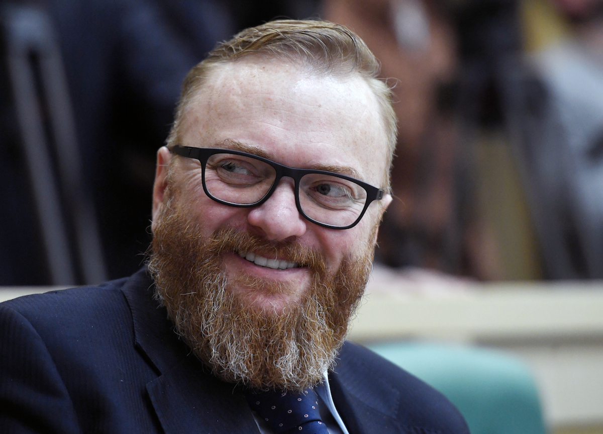Жириновский по совокупности заслужил звезду Героя Жириновский по совокупности заслужил звезду Героя