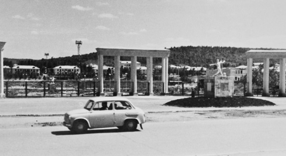 Размах и пульс жизни в глубинке СССР 50-тых , на примере городка Жигулевск Размах и пульс жизни в глубинке СССР 50-тых , на примере городка Жигулевск Война и мир