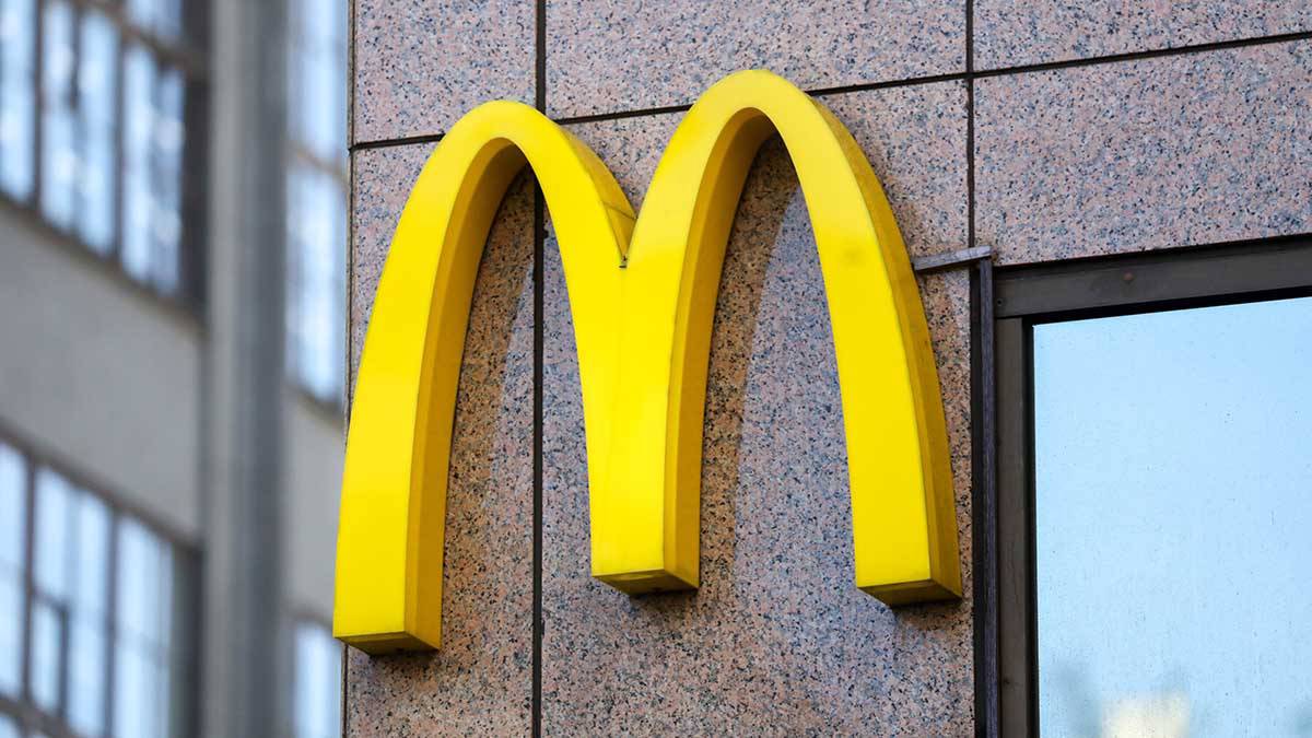 Желтую букву «М» не планируют сохранять в новом бренде McDonald's в России