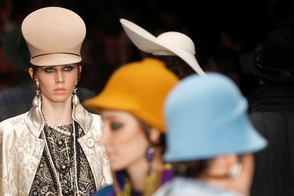 9 вещей, которые подарил нам модельер Вячеслав Зайцев andreas rentz,format-article,getty imageskak,getty imagesединственный,loreal paris,компания,marcel thomas,noindex,paris match,журнал,slava zaitsev,Алла Пугачева,всемирный фестиваль моды,город москва,Вячеслав Зайцев,галерея современного искусства,город варшава,Галина Волчек,г,Москва [1405113],государственная третьяковская галерея (третьяковка),музей,город москва,Егор Зайцев,Знаменитости,людмила зыкина,людмила путина,майя плисецкая,международный музыкальный фестиваль,михаил горбачев,музей прадо,город мадрид,оксана шипилова,Петр Тодоровский,Пьер Карден,Раиса Горбачева,Светлана Жильцова,театр моды,цех общесоюзного дома моделей; всемирный фестиваль моды,город москва,эдита пьеху,экспериментально техническая швейная фабрика,город бабушкин