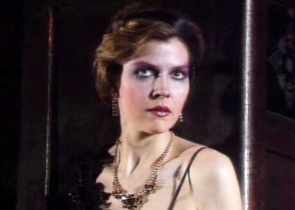 кадр из фильма-спектакля «Зойкина квартира», 1988 год