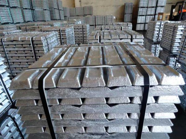 На вес золота: «Южмаш» Украины закупает в России металлы по высоким ценам