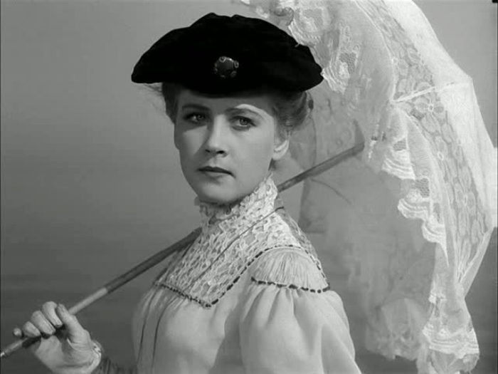 За кадром фильма «Дама с собачкой»: Как съемки изменили судьбу Ии Саввиной За кадром фильма «Дама с собачкой»: Как съемки изменили судьбу Ии Саввиной наши звезды,фильм,шоубиz,шоубиз