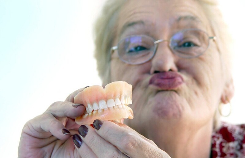 Существует ли связь между количеством зубов и качеством памяти? возраст,зубы, исследование,наука,память