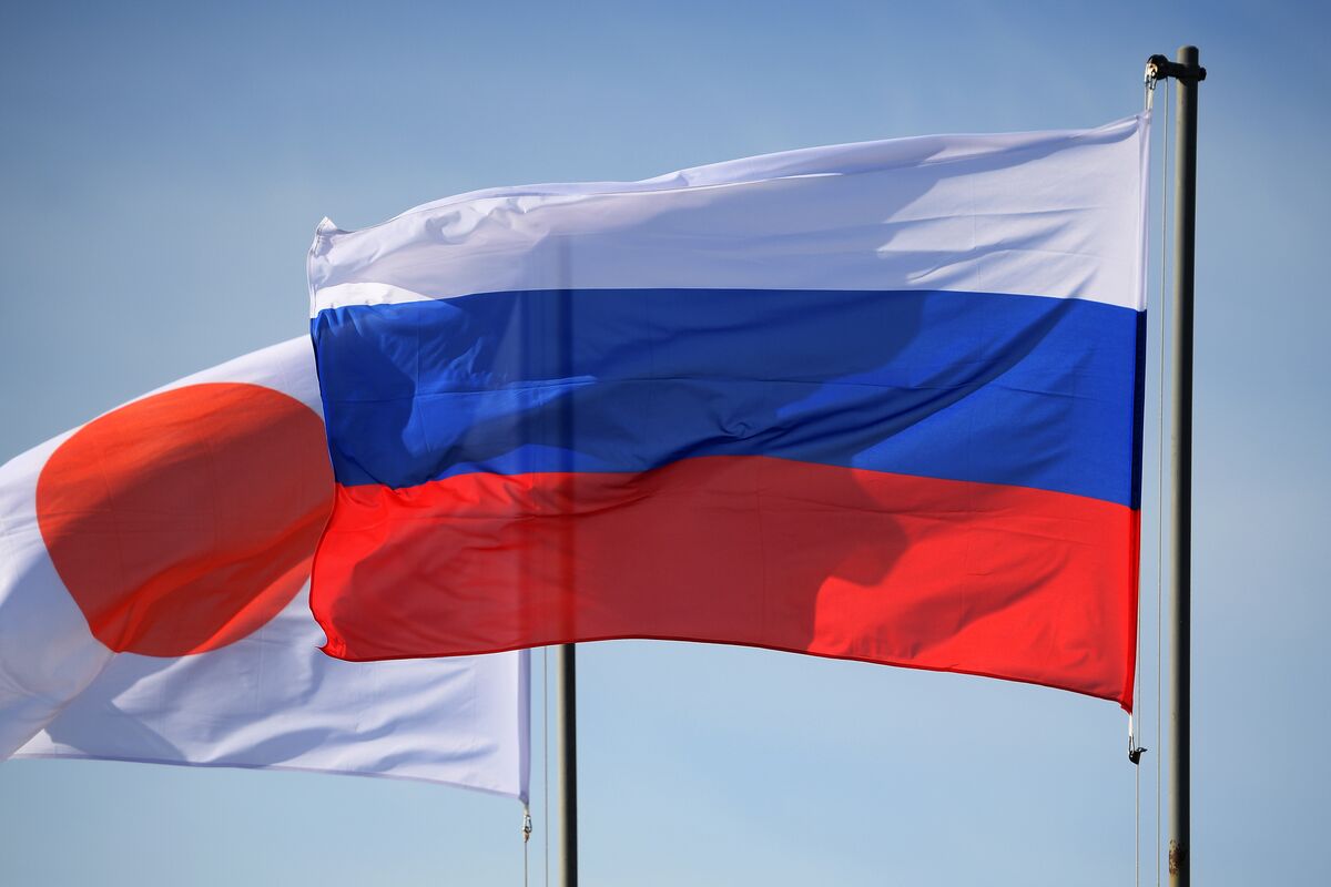МИД РФ: Москва не будет инициировать контакты с Токио без встречных шагов