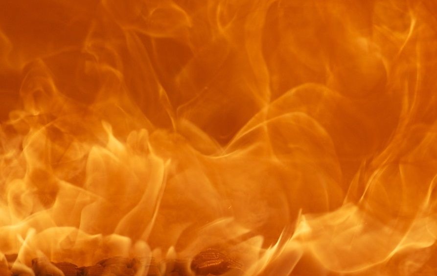 Рабочий цеха по производству металлических изделий пострадал при пожаре в Таганроге