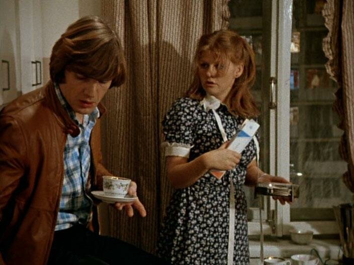 Что носила молодежь в начале 1980-ых. Воспоминания по фильму "Карнавал" Что носила молодежь в начале 1980-ых. Воспоминания по фильму "Карнавал" Истории из жизни,эту страну не победить