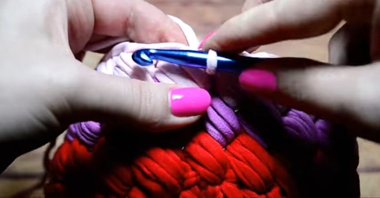 Связала себе и подругам раздарила! Корзинка из трикотажной пряжи выглядит дороже, чем в магазине мастер класс