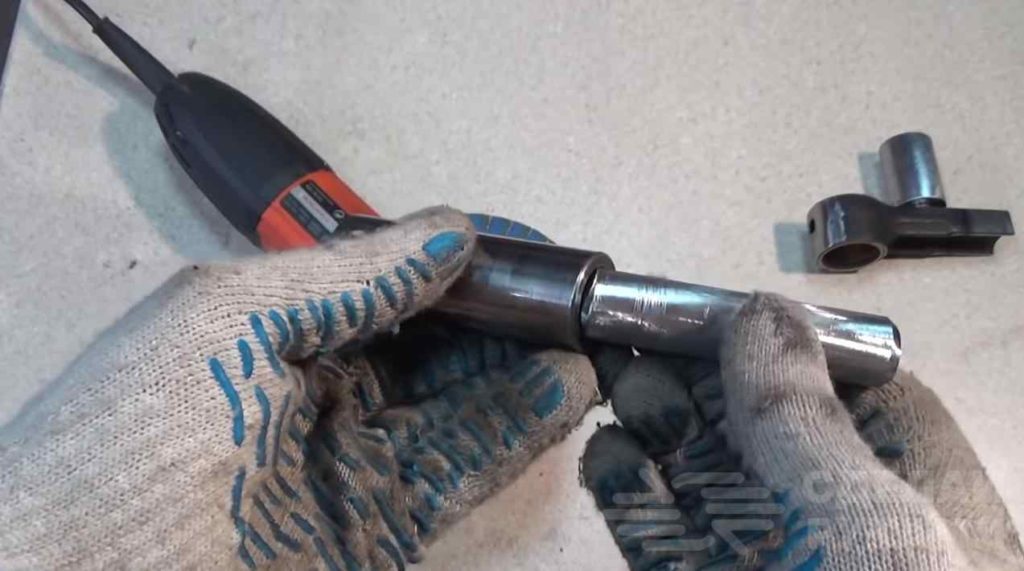 Арматурогиб из шатуна с пальцем и металлолома Арматурогиб из шатуна с пальцем и металлолома самоделкин