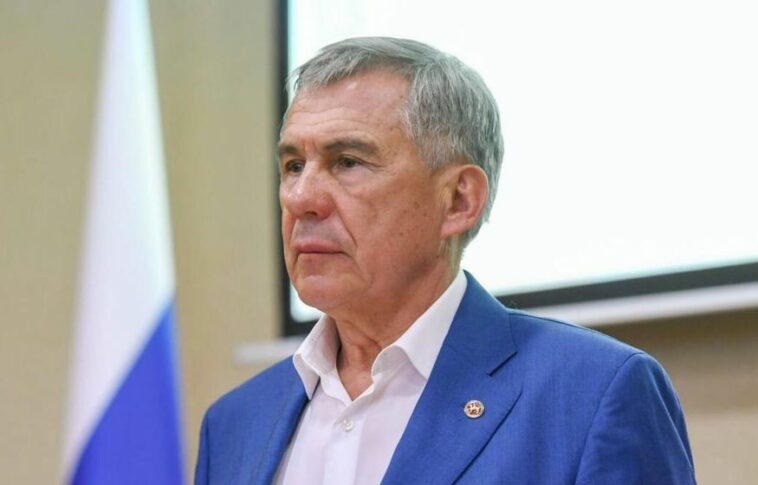 Главе Татарстана пришлось извиниться за критику депутата в адрес Кадырова. Хамаев тоже попросил прощения
