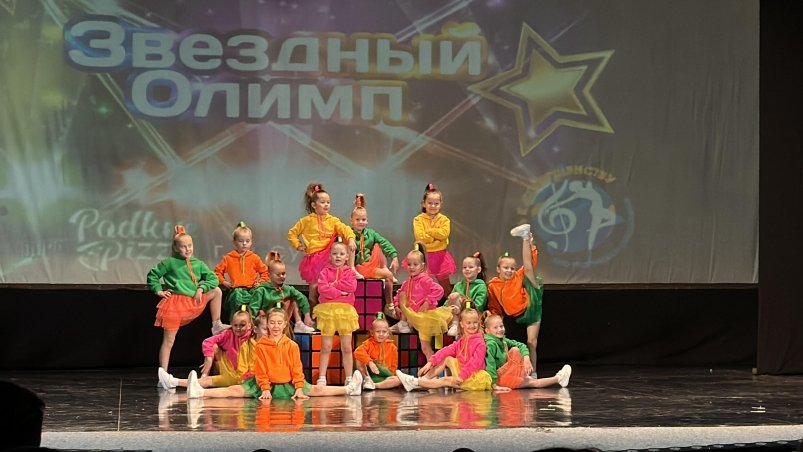 Шикарные танцевальные номера показали участники конкурса 