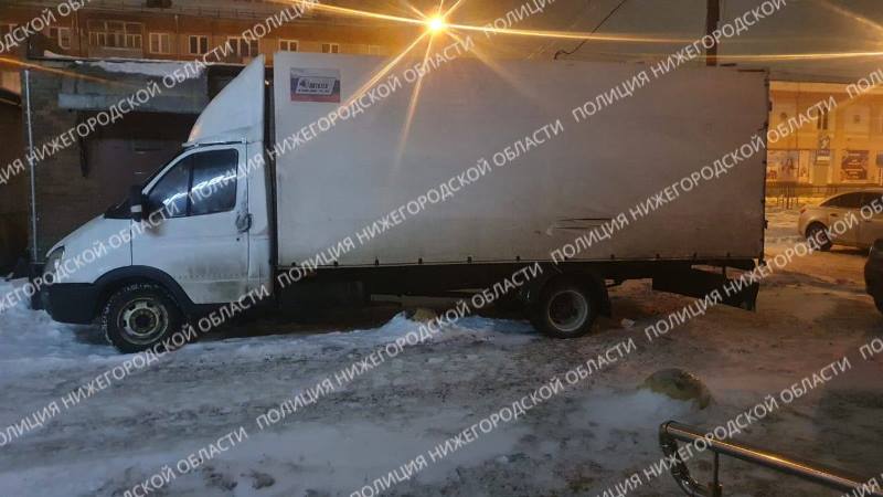 Два нижегородца попытались угнать грузовик и попали в ДТП в Павлово