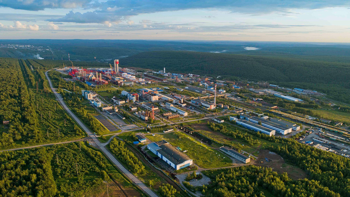 Очередной крупный завод спасли от олиграхов и вернули в собственность России