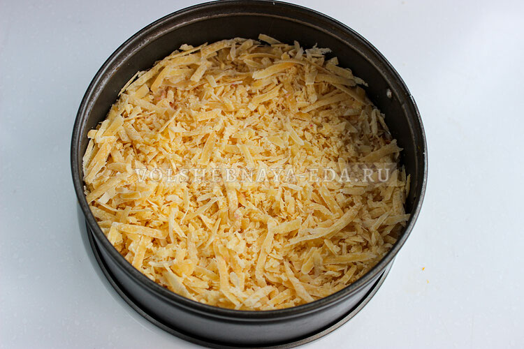 Салат «Генерал»: с копченой курицей и свеклой Салат «Генерал»: с копченой курицей и свеклой закуски,кулинария,рецепты,салат "Генерал",салаты,торты,холодные закуски