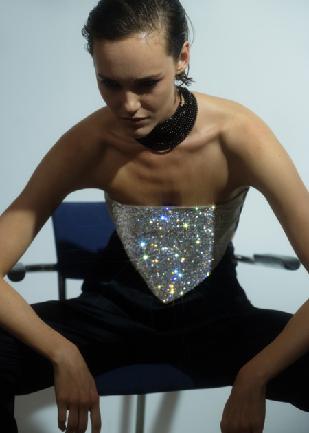 От экологичного меха до соблазнительного латекса: лукбуки новых коллекций российских дизайнеров От экологичного меха до соблазнительного латекса: лукбуки новых коллекций российских дизайнеров Мода,Новости моды