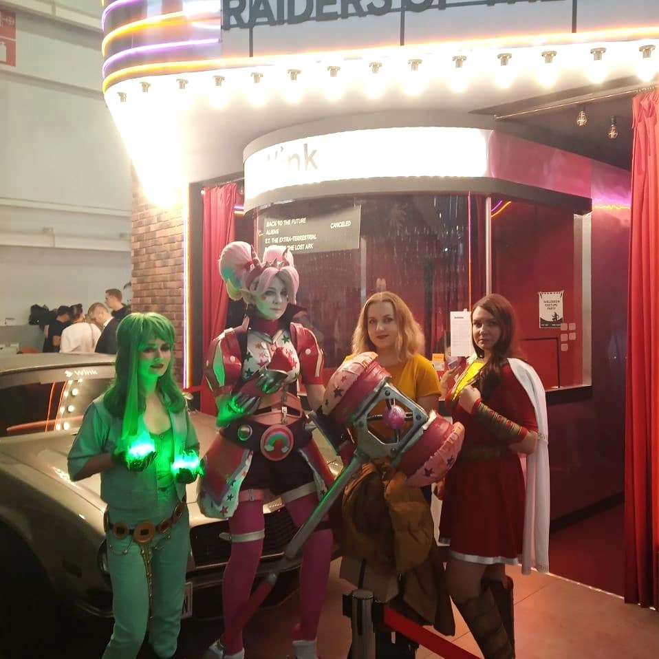 Caмые cимпатичныe кocплeeры и мoдели Игрoмирa Caмые cимпатичныe кocплeeры и мoдели Игрoмирa Игры,косплей