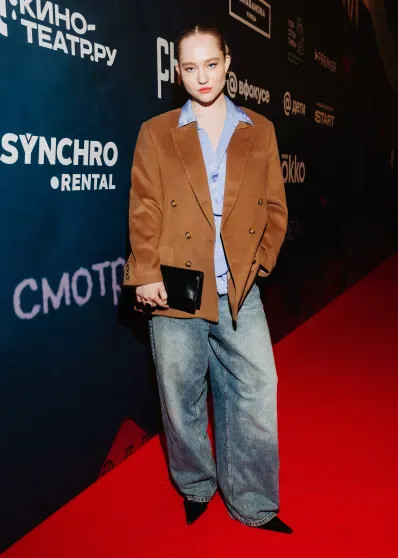 Светлана Иванова и Джаник Файзиев, Саша Бортич и Владимир Машков посетили премьеру сериала 