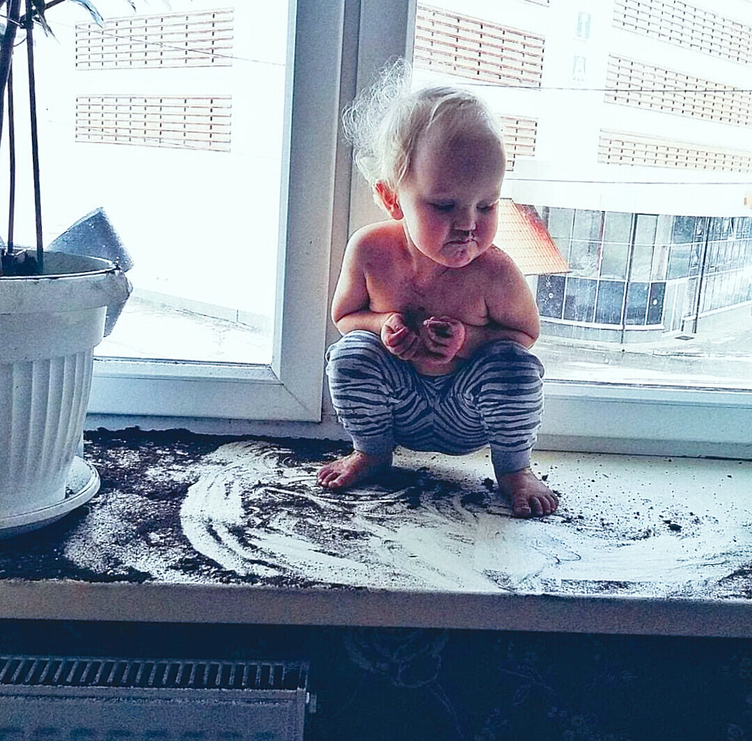 20 минут тишины. детские шалости прикольные. бардак в детской. маленькие детские шалости. 5 минут тишины дети.