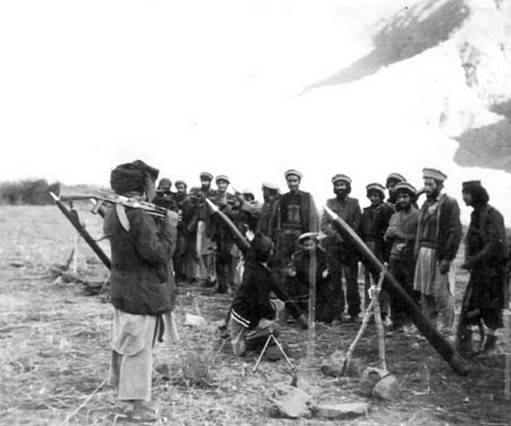 Оружие афганских душманов. Реактивные системы залпового огня и их снаряды Оружие афганских душманов. Реактивные системы залпового огня и их снаряды оружие