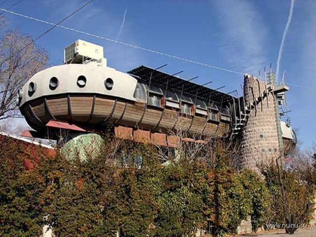 Самые необычные и удивительныe дома мира (53 фото)