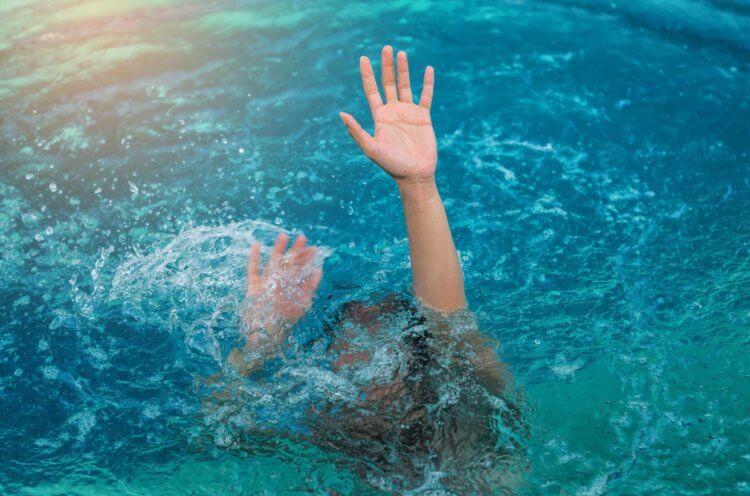 Как не утонуть во время купания в воде можно, нужно, человека, делать, утопления, чтобы, дыхания, людей, потому, редко, тонут, всегда, говорить, будет, может, нельзя, только, трудно, случае, сильно
