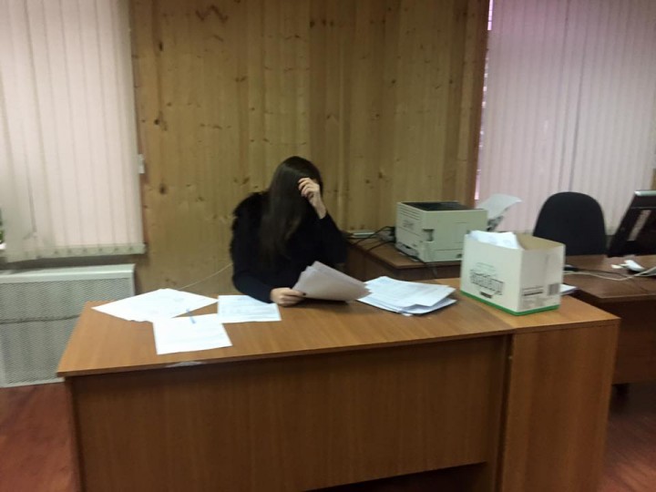 Мару Багдасарян, приговоренную к исправительным работам, нашли разбирающей бумажки в ЖЭКе