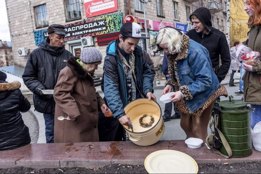 Лицо российской нищеты. бедность,мнение,общество,россияне