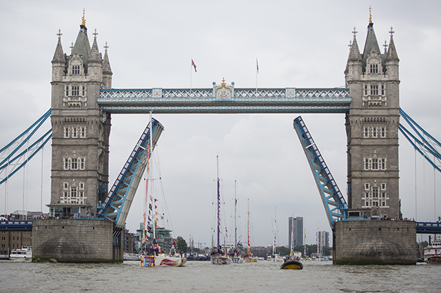 Звон колоколов, провозглашение короля, перевыпуск национальной валюты: что ждет Великобританию после смерти Елизаветы II Звон колоколов, провозглашение короля, перевыпуск национальной валюты: что ждет Великобританию после смерти Елизаветы II Монархии
