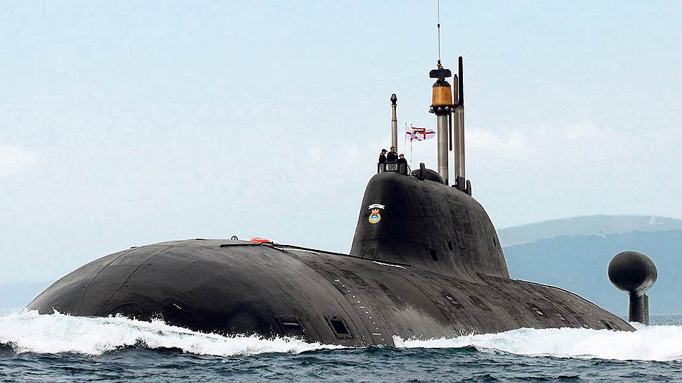Российские официальные лица уверены, что на отданной в лизинг Индии подводной лодке американцам не место