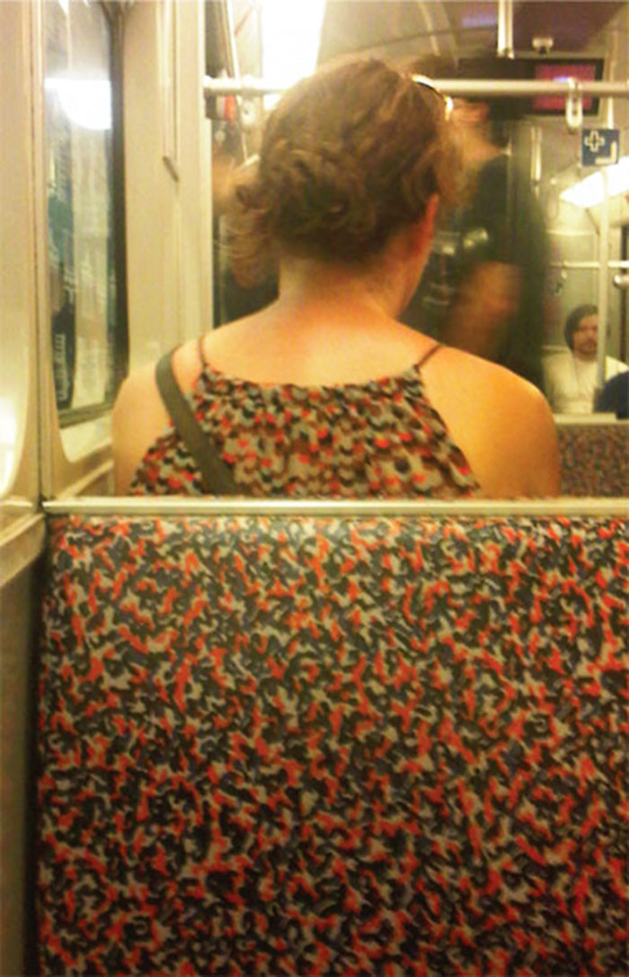 Дама в сарафане или сиденье в метрополитене? мода, нелестные сравнения, смешно, фото