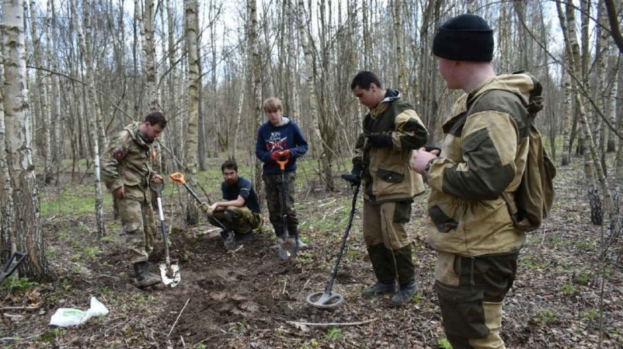 Именные и безымянные солдаты: поисковики заступили на «Вахту Памяти» в Тульской области 