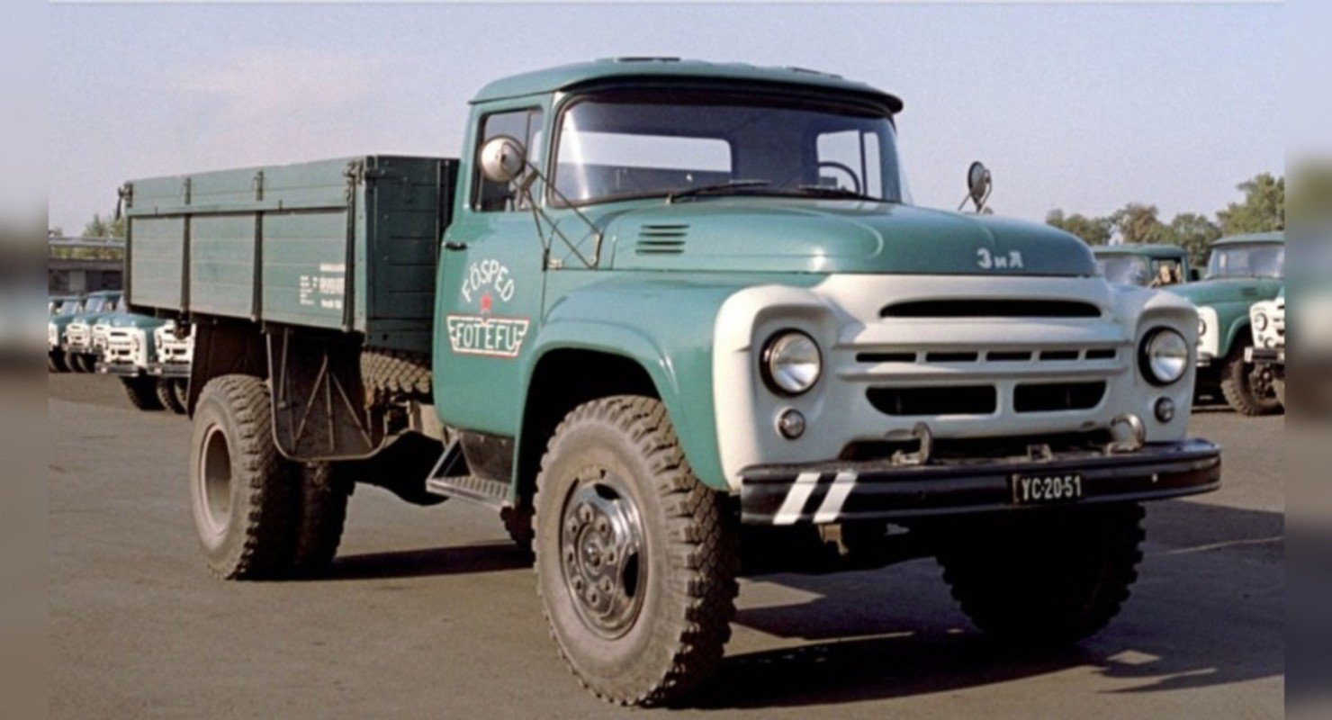 Как производители пытались создать бескапотный грузовик на базе ЗИЛ-130