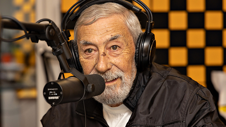 "МИМИНО НЕ ТОНЕТ": ТРИ ГЛАВНЫЕ БЕДЫ РОССИИ – ДУРАКИ, ДОРОГИ И ТЕЛЕВИДЕНИЕ