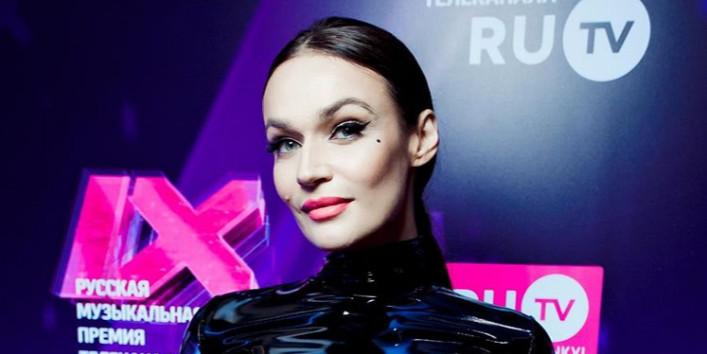 Водонаева пожаловалась в полицию на фаната, пригрозившего убить ее