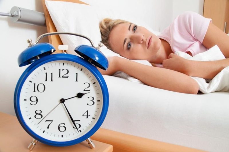 8 волшебных точек, которые помогут при нарушениях сна