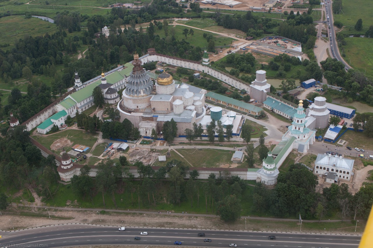 Новоиерусалимский монастырь фото сверху