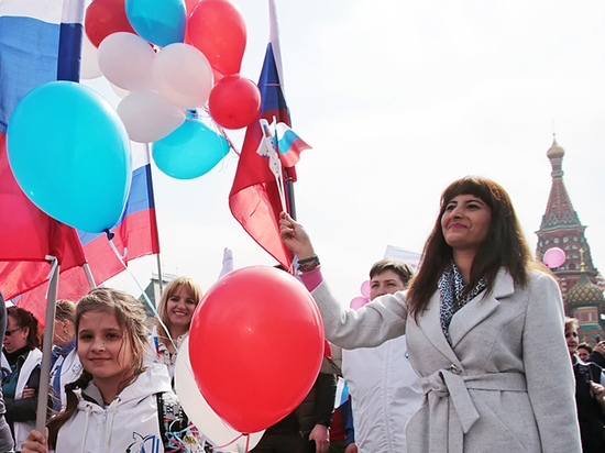 Социологи узнали отношение россиян к идее переноса майских праздников