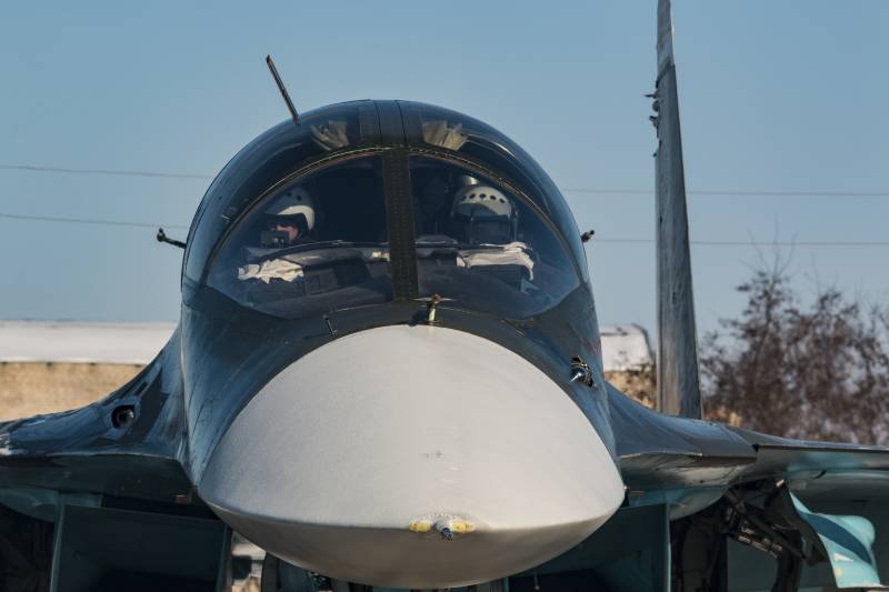 Су-34 против F-16: сможет ли «Сокол» безнаказанно закогтить «Утенка»? Су-34 против F-16: сможет ли «Сокол» безнаказанно закогтить «Утенка»? ввс