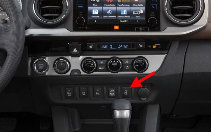 Малоизвестные кнопки, которые можно найти в салоне автомобиля можно, кнопки, Toyota, кнопка, весьма, автомобиля, найти, имеет, также, находится, может, Tacoma, функционал, запускает, салоне, скрывается, передней, системы, кнопочку, кнопку