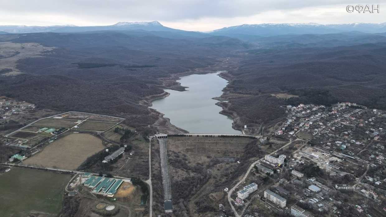 Крымский блогер показал, как выглядит почти пересохшее Партизанское водохранилище
