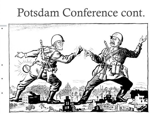 Самолет «Флитстер» Маврикия Слепнева с поврежденным шасси в лагере челюскинцев, Чукотское море, апрель 1934 года