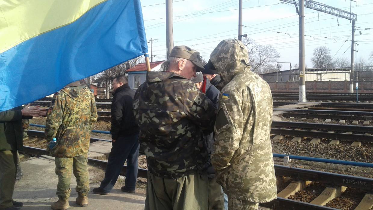Какие новости на границе с украиной. Русские войска на Украине. Охрана границы с Украиной. Границы Украины 2012 года.