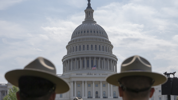 В США будут уведомлять о слежке. Но только после слежки. WSJ узнала о планах изменить закон о наблюдении