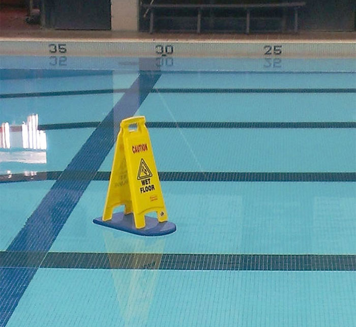 Funny-captain-obvious-signs