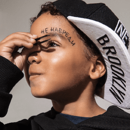 Квадратные помады, соль для детоксикации и другие бьюти-новинки недели ненавреди