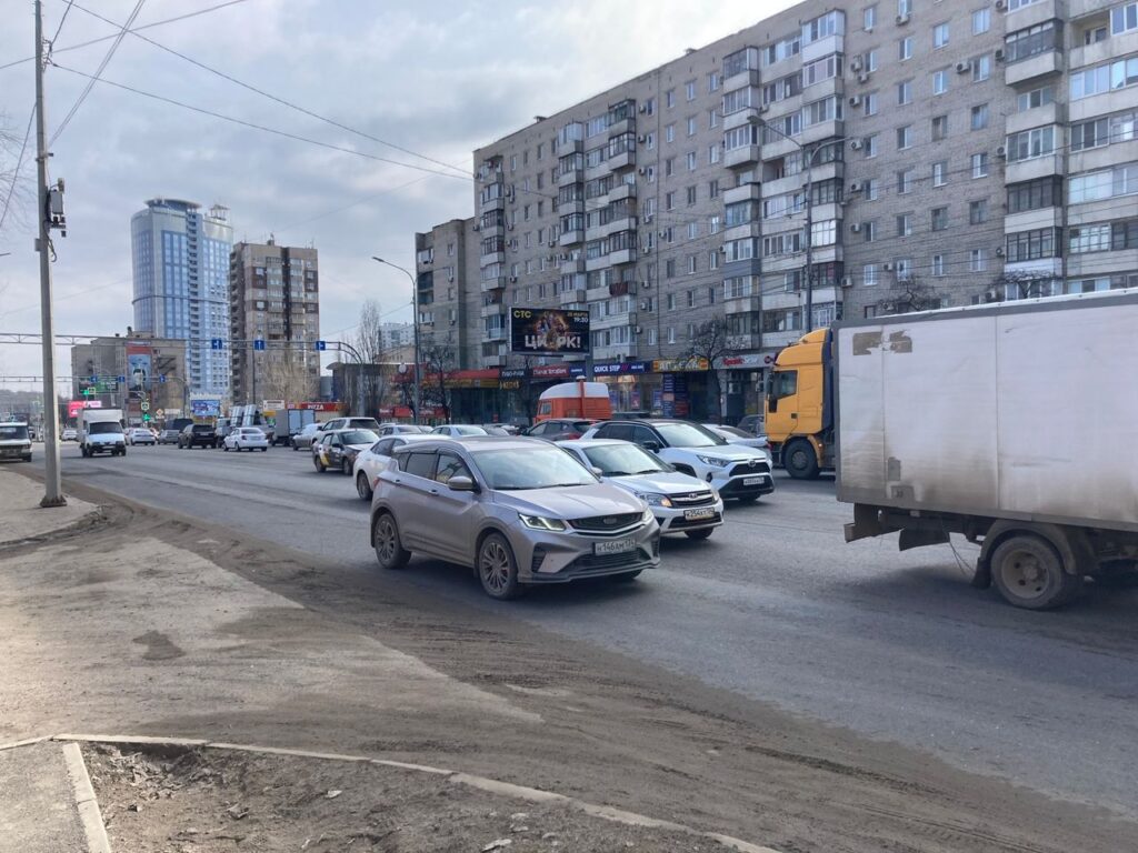 Почему именно Вторая Продольная улица в Волгограде получила статус самой длинной в России