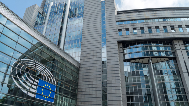 Выборы в Европарламент: Кошмарный сон Меркель и интересы России геополитика