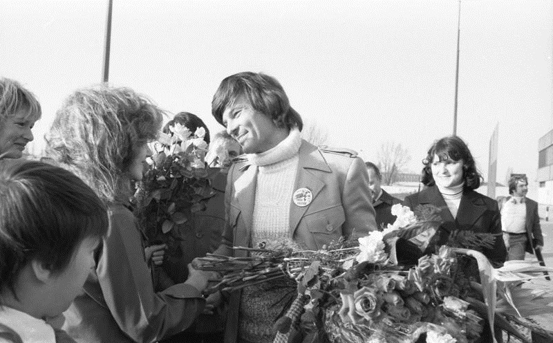 Дин Рид 3.jpg Дин Рид с поклонницами, Берлин. <br>