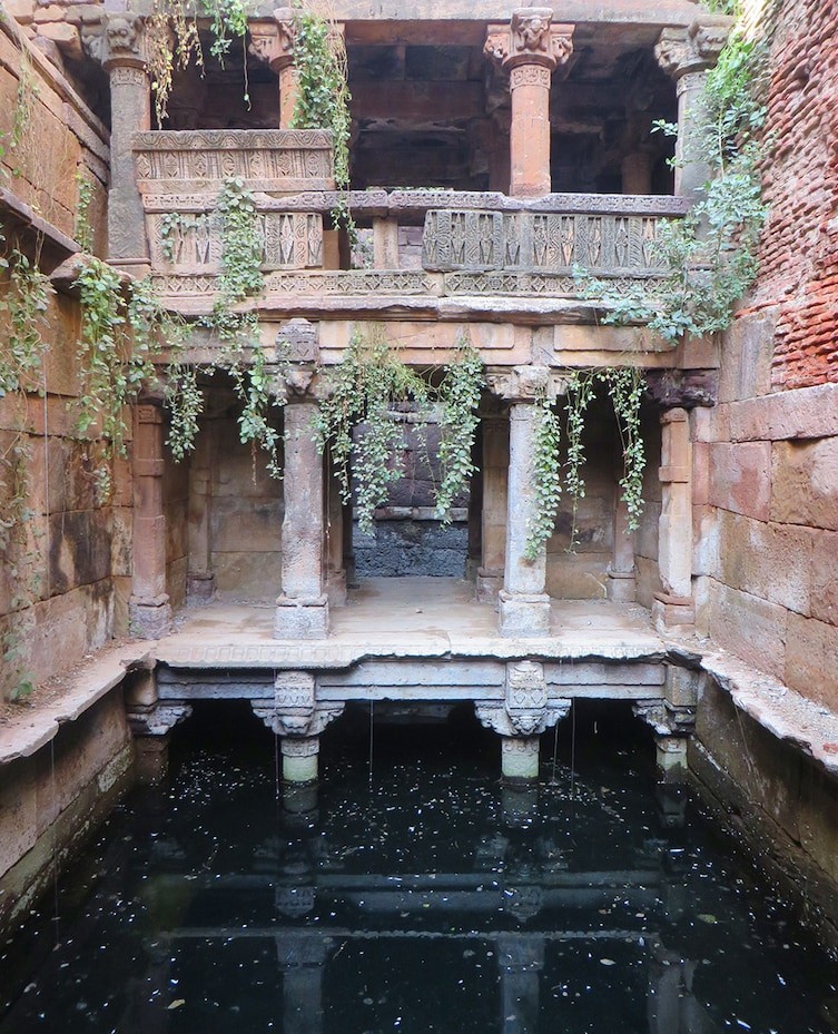 Необычайно романтический пейзаж архитектура, индия, ступенчатый колодец