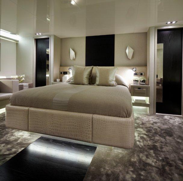 mel-yates_pearl-yachts_kelly_hoppen_035